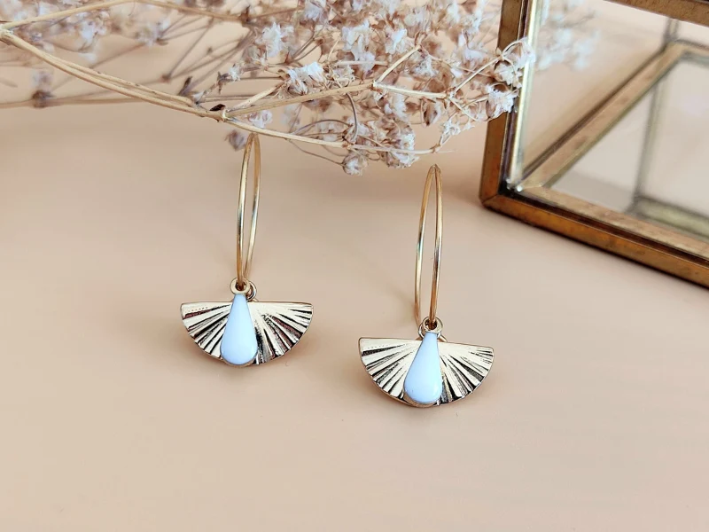 1 Paire de boucles d'oreilles créoles éventail