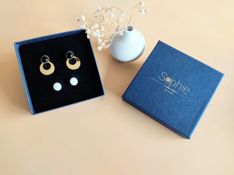 Duo boucles d'oreilles en nacre et agate