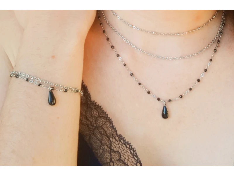 Bracelet et collier multi-rangs