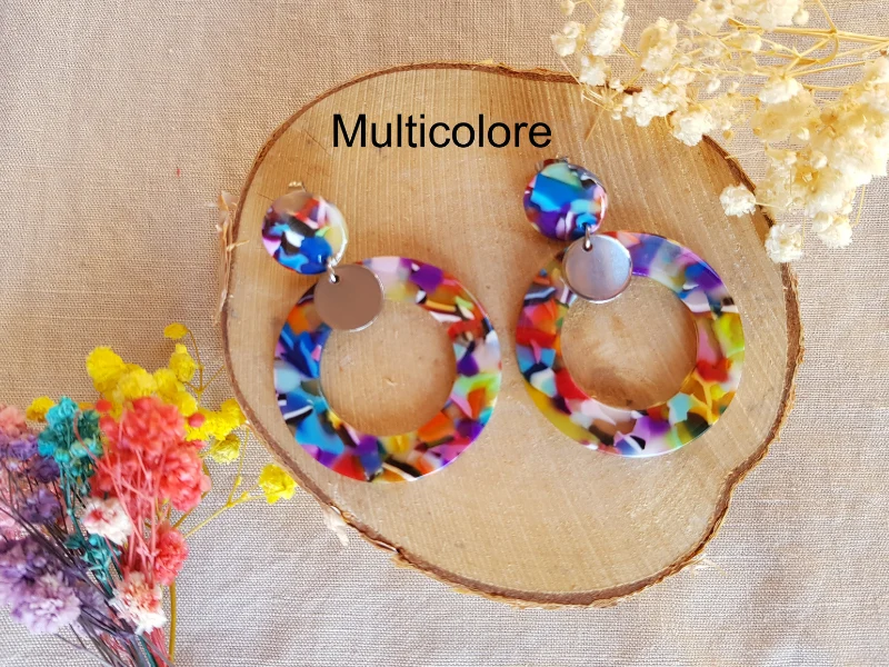 Boucles d'oreilles rondes en résine