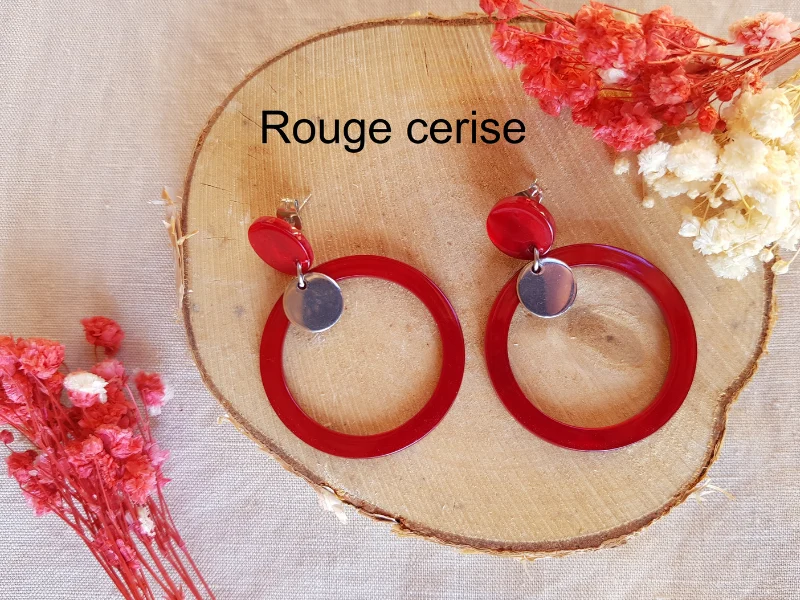 Boucles d'oreilles rondes en résine