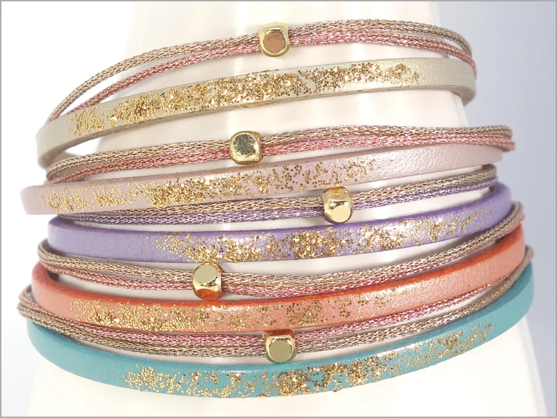 Bracelet réglable en cuir irisé et paillettes pour femme