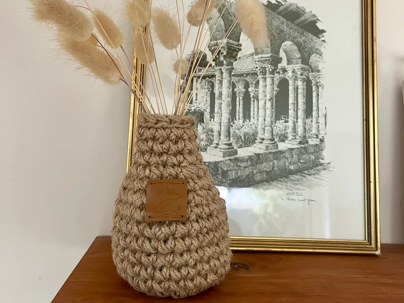1 Dame Jeanne vase