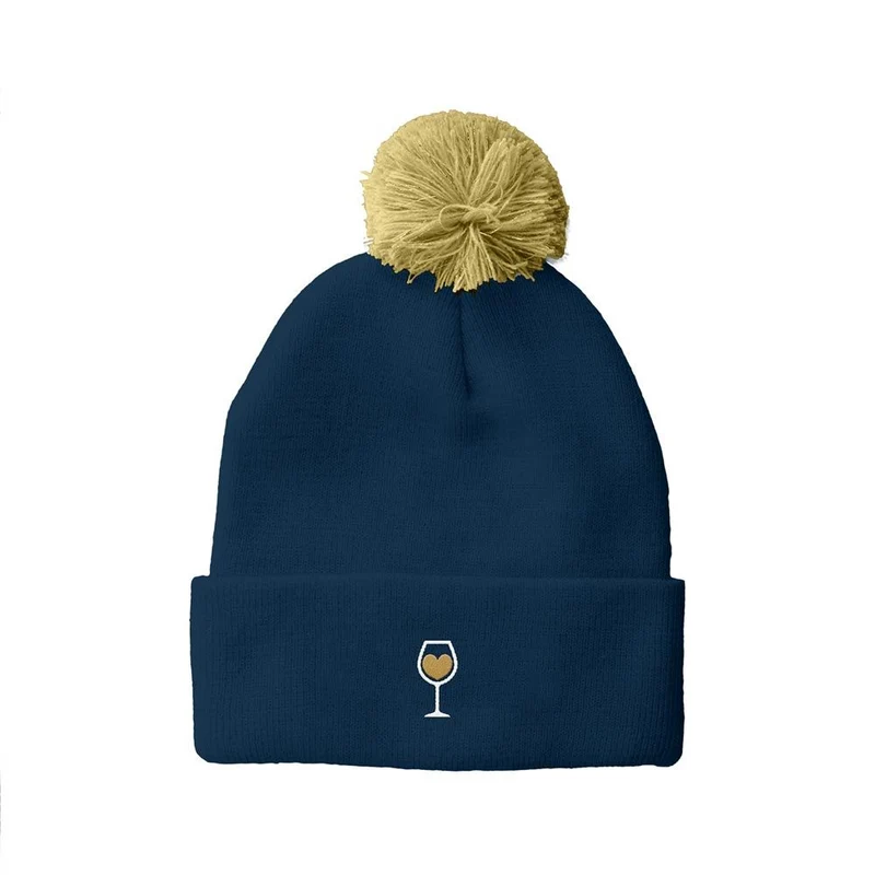 Bonnet brodé vin avec pompon