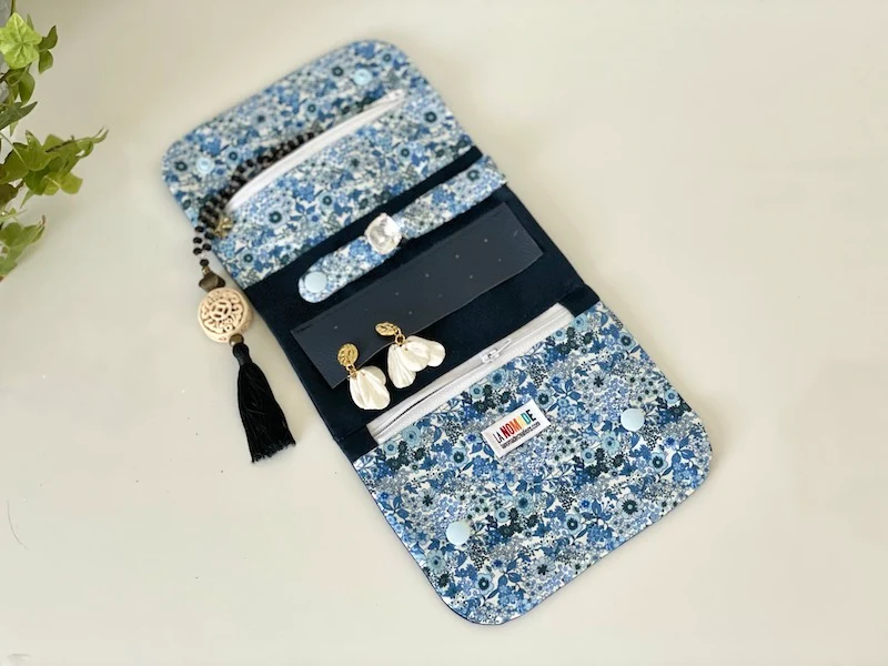 Duo trousse de toilette, trousse à bijoux
