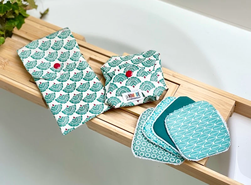 kit de toilette pratique à emporter — étui à savon solide, étui brosse à dents & 4 lingettes démaquillantes