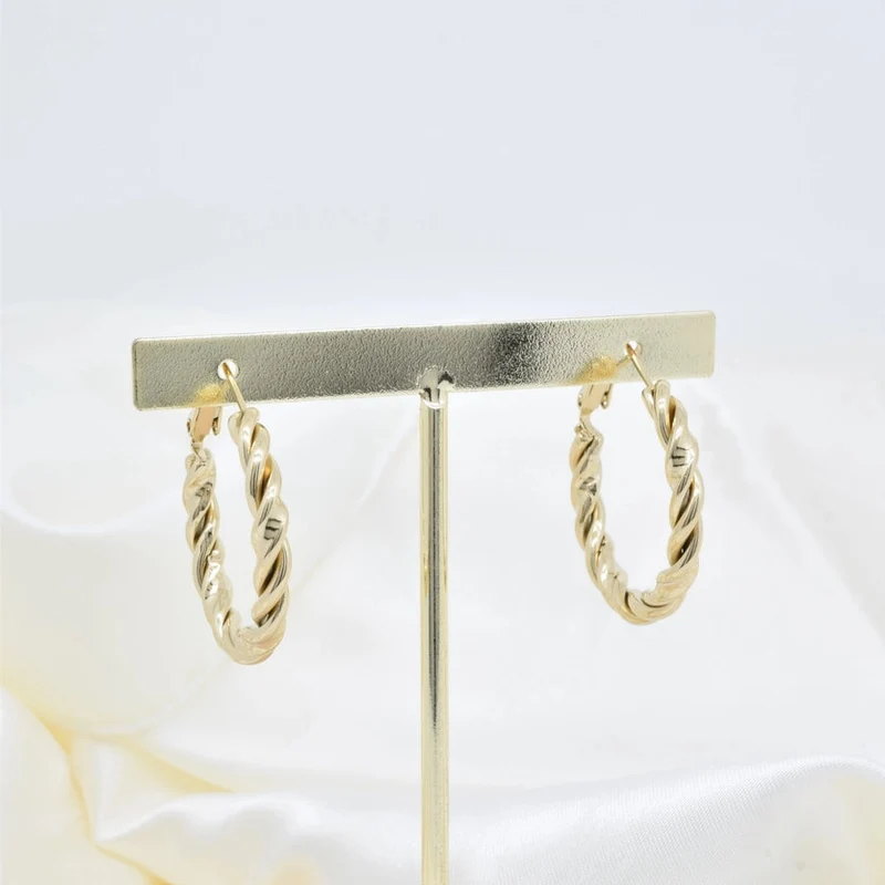 Boucles d'oreilles créoles torsade en acier
