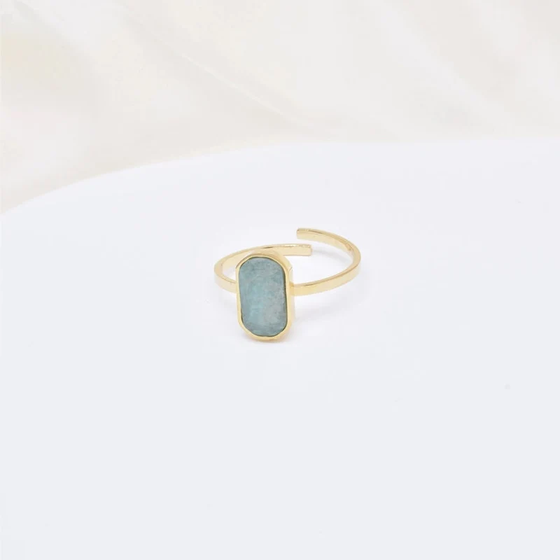 Bague réglable en acier doré avec pierre naturelle