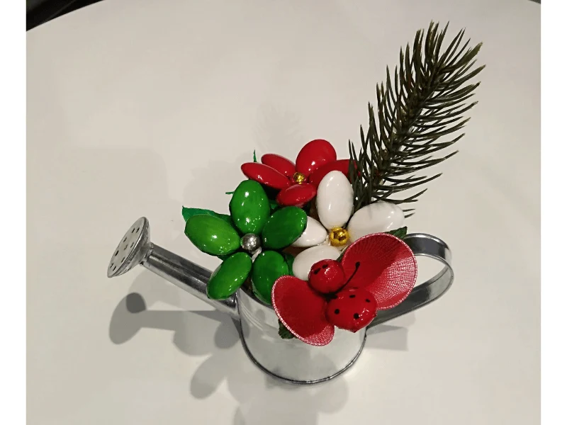 Arrosoir de fleurs de dragées et chocolat