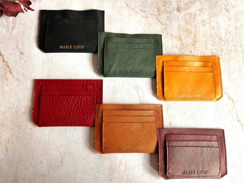 Porte-cartes en cuir