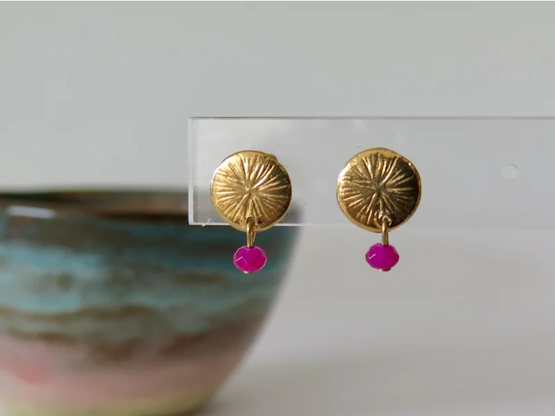 Boucles d’oreilles pastille or et perle de verre