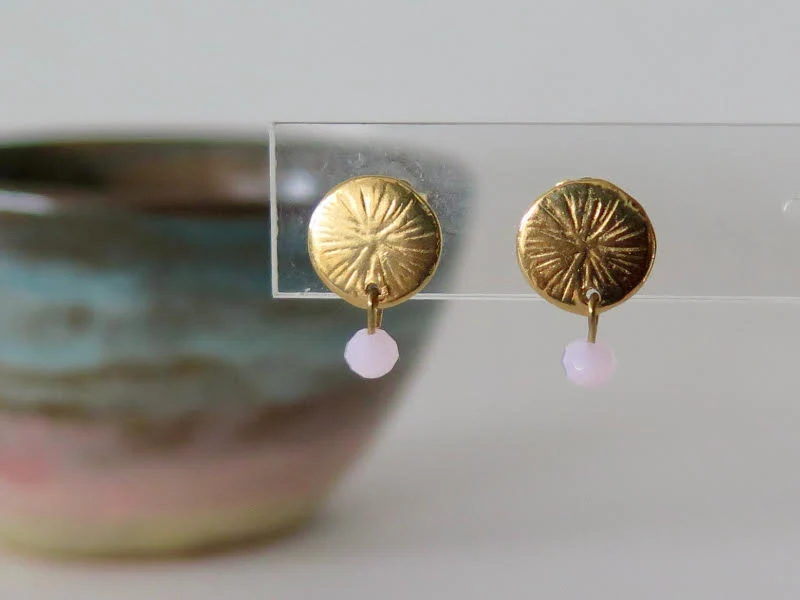 Boucles d’oreilles pastille or et perle de verre