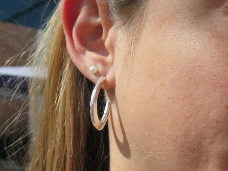 Boucles d'oreilles créole martelée or ou argent
