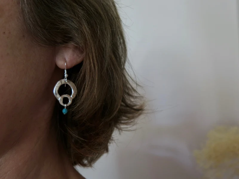 Boucles d'oreilles ajourées avec turquoises or ou argent