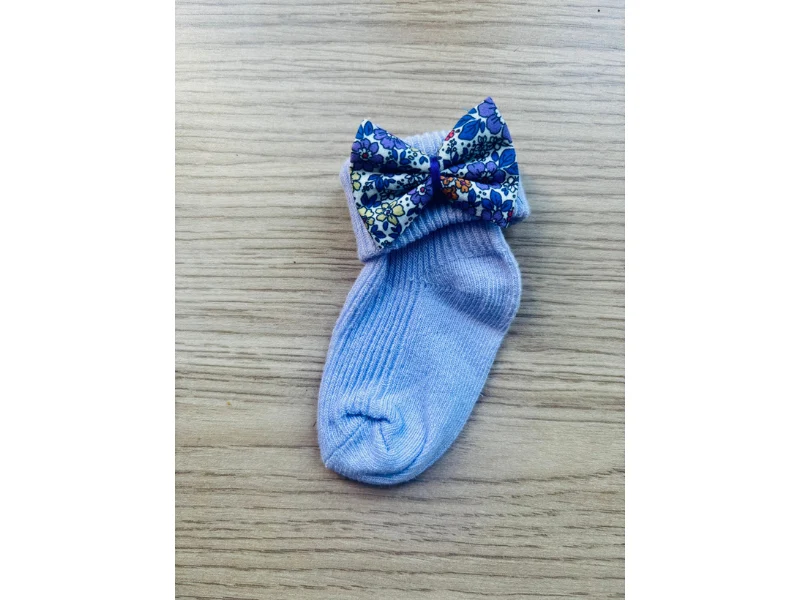 Box Hiver : Paire de chaussette noeud pour bébé