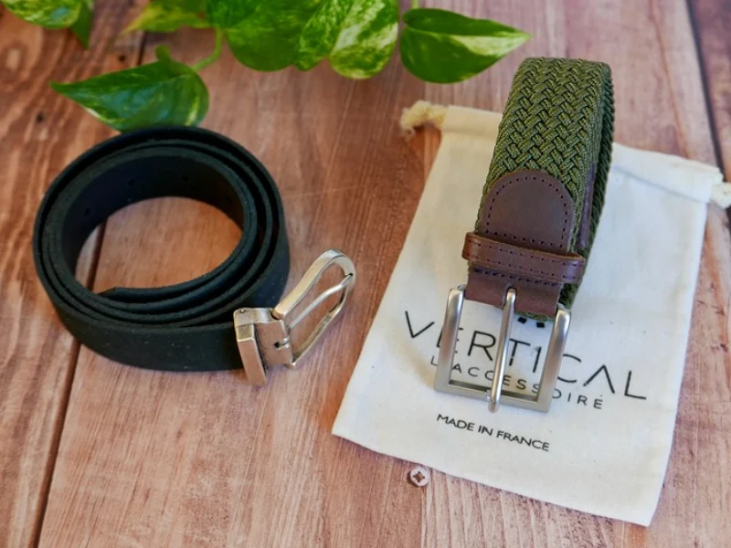 Lot de deux ceintures : 1 ceinture cuir et 1 ceinture tressée