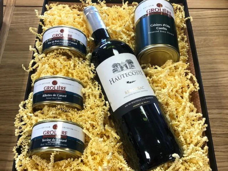 Coffret Gourmandise au Foie Gras : Bloc de Foie Gras, Rillettes et Vin