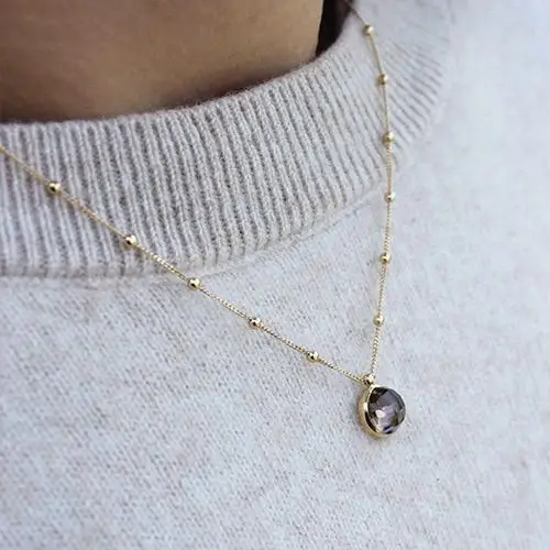 Collier doré avec pierre semi-précieuse - Aïna