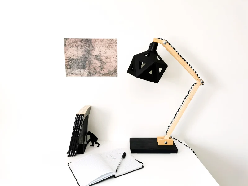 Lampe de bureau origami