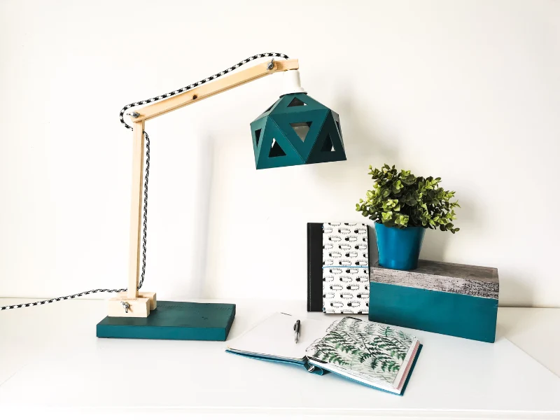 Lampe de bureau origami