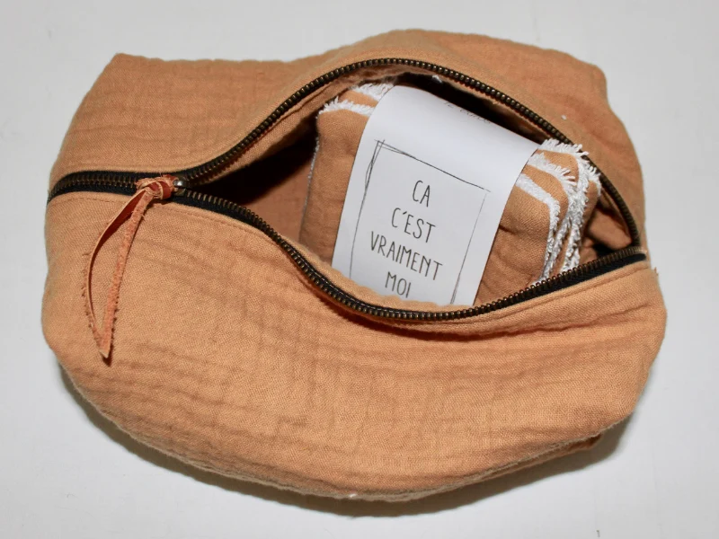 Trousse de toilette et cotons lavables