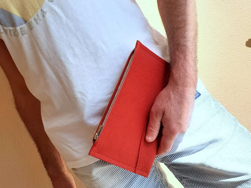 Pochette cuir de veau grainé 24cm