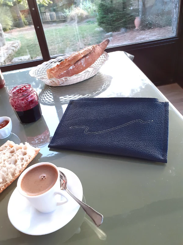 Lot de 2 pochettes cuir de veau grainé