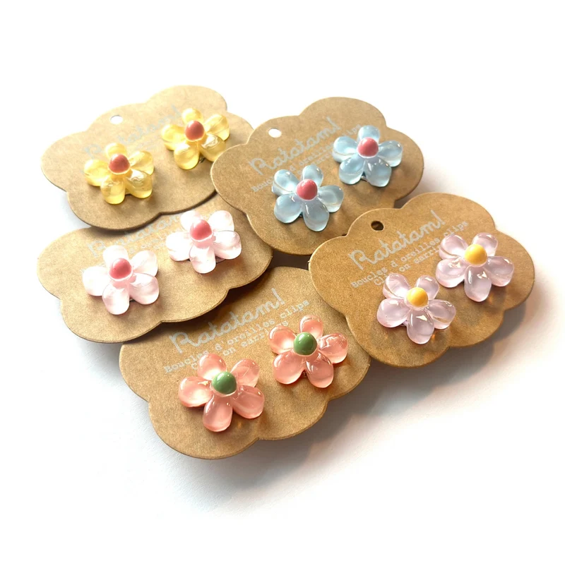 Boucles d'oreilles à clip | Fleurs corail