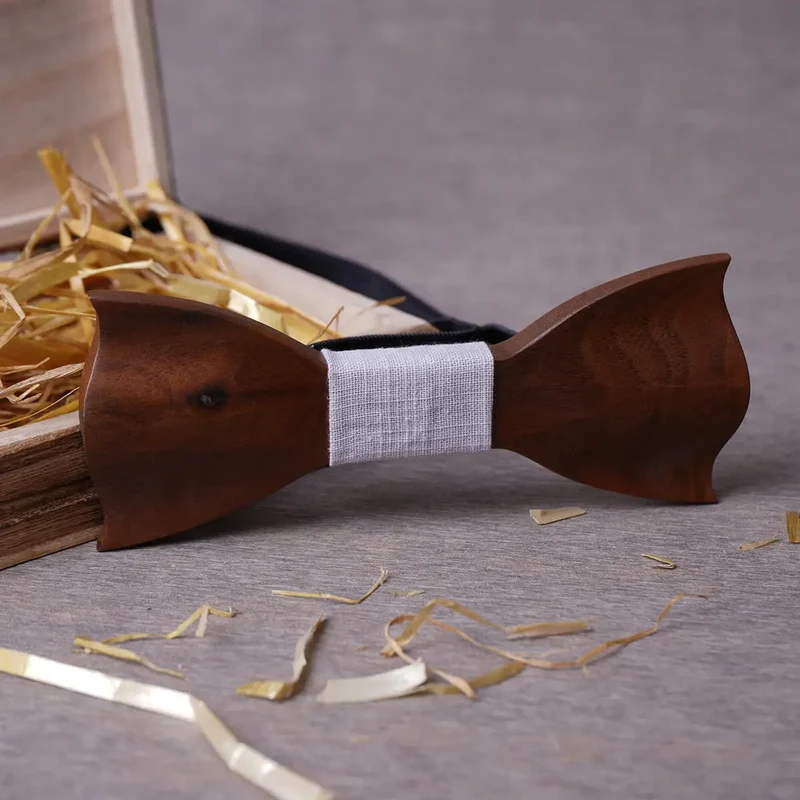 Nœud papillon en bois