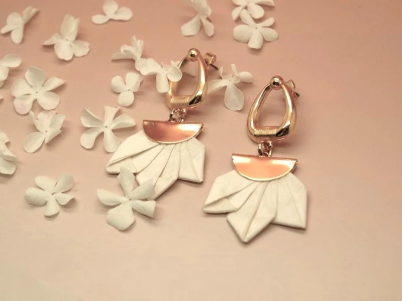 Boucles d'oreilles pliage soie et laiton doré or 24k plusieurs coloris