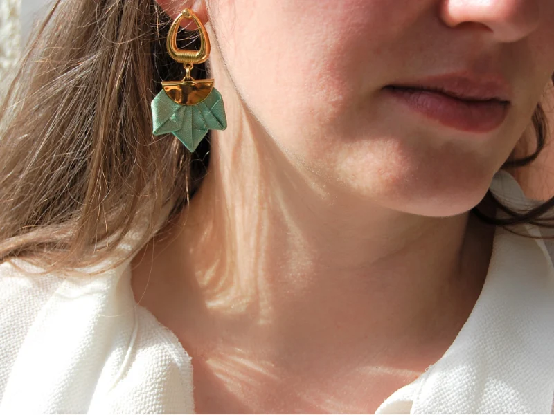 Boucles d'oreilles pliage soie et laiton doré or 24k plusieurs coloris
