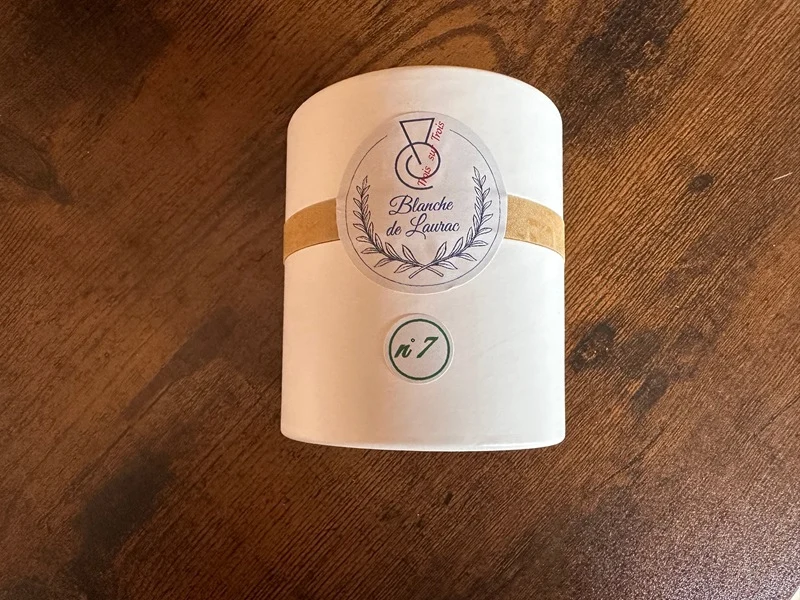 DEUX BOUGIES BLANCHES DE LAURAC AUX HUILES ESSENTIELLES