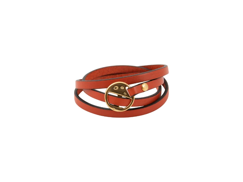 Bracelet Lanière en cuir fermoir doré