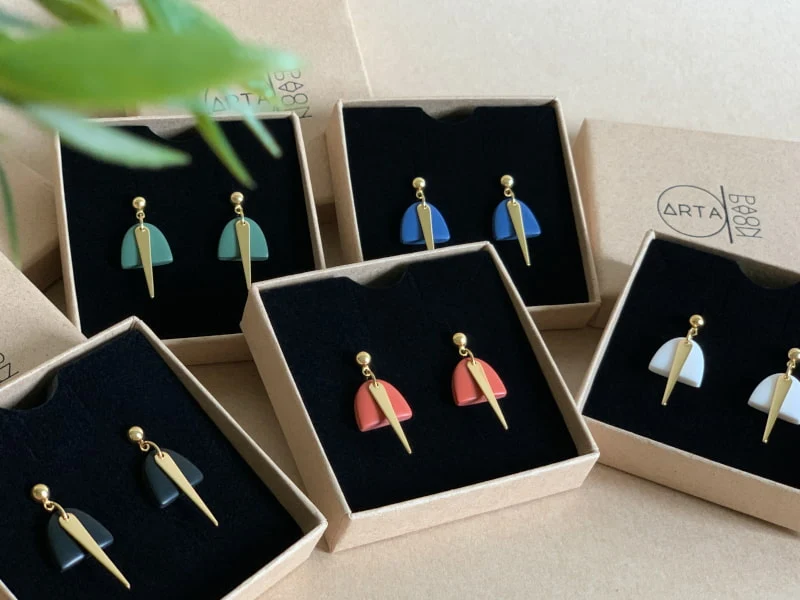 Boucles d'oreilles pointe personnalisables
