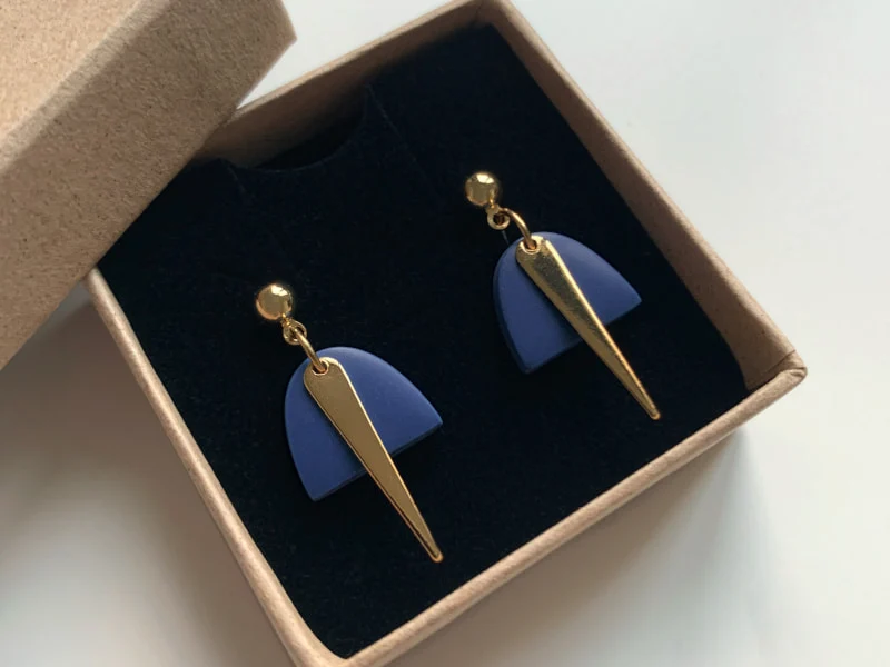 Boucles d'oreilles pointe personnalisables
