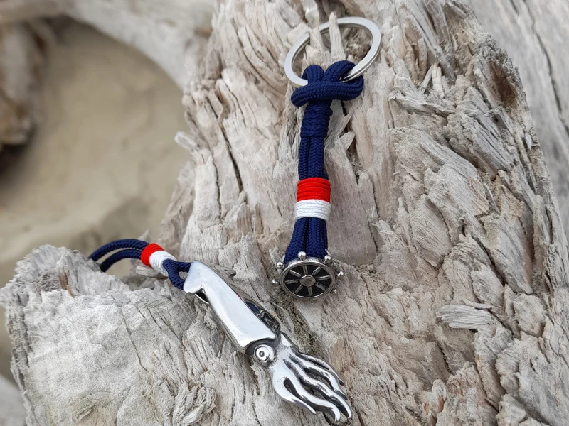 Duo porte clefs et collier