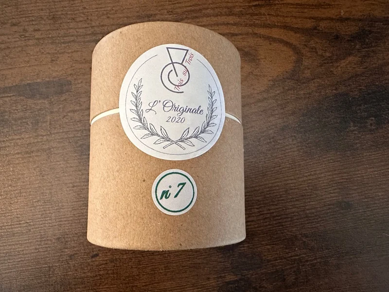 TROIS BOUGIES ORIGINALES AUX HUILES ESSENTIELLES