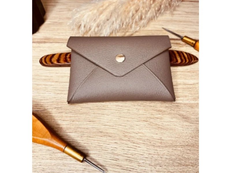 Porte carte en cuir