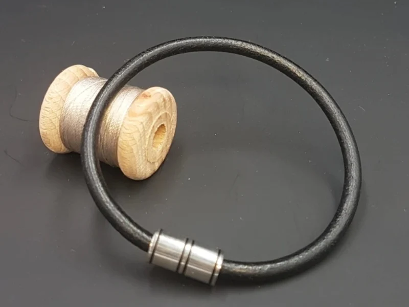 Bracelet pour homme en cuir