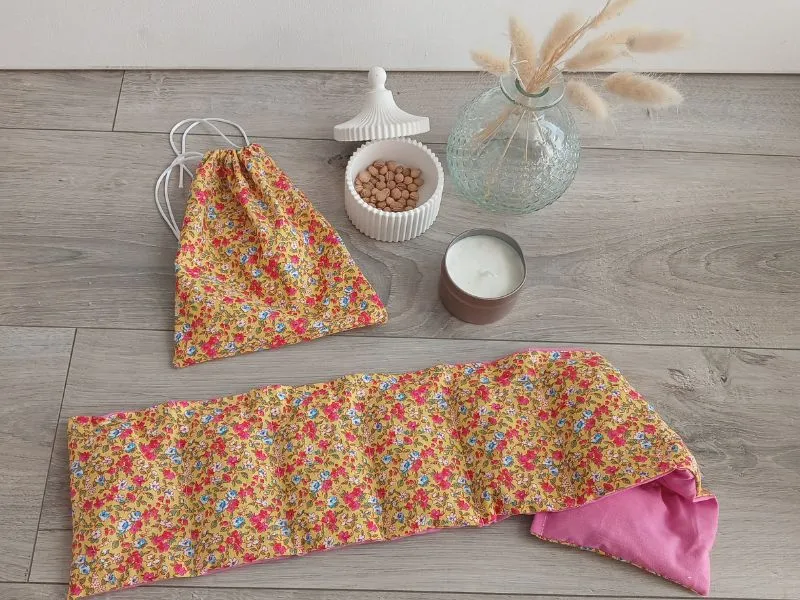 Bouillotte sèche aux noyaux de cerise