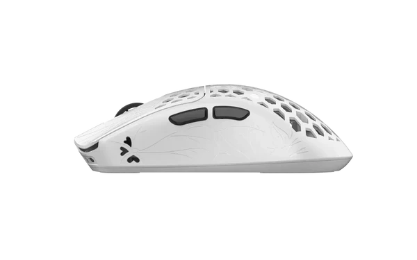 ARBITER STUDIO TENKO Akitsu Medium Carbon Fiber 8K Wireless Gaming Mouse (White)