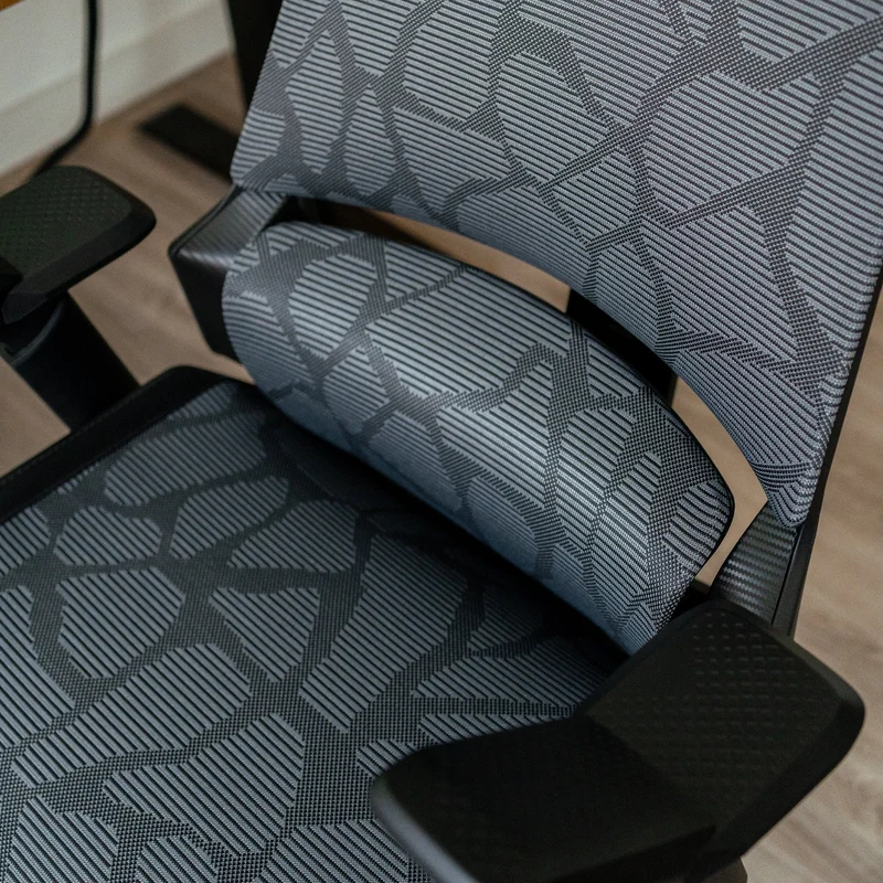 Desky Vanguard Ergonomic Gaming Chair with 6D Armrests